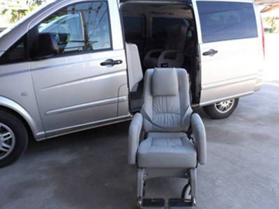 奔馳威霆_福祉座椅